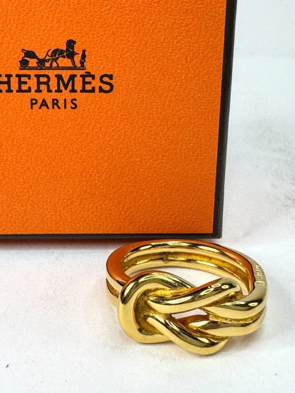 Vintage Hermès Gold Plated Knot Atame Scarf Ring with Original Box GS867
